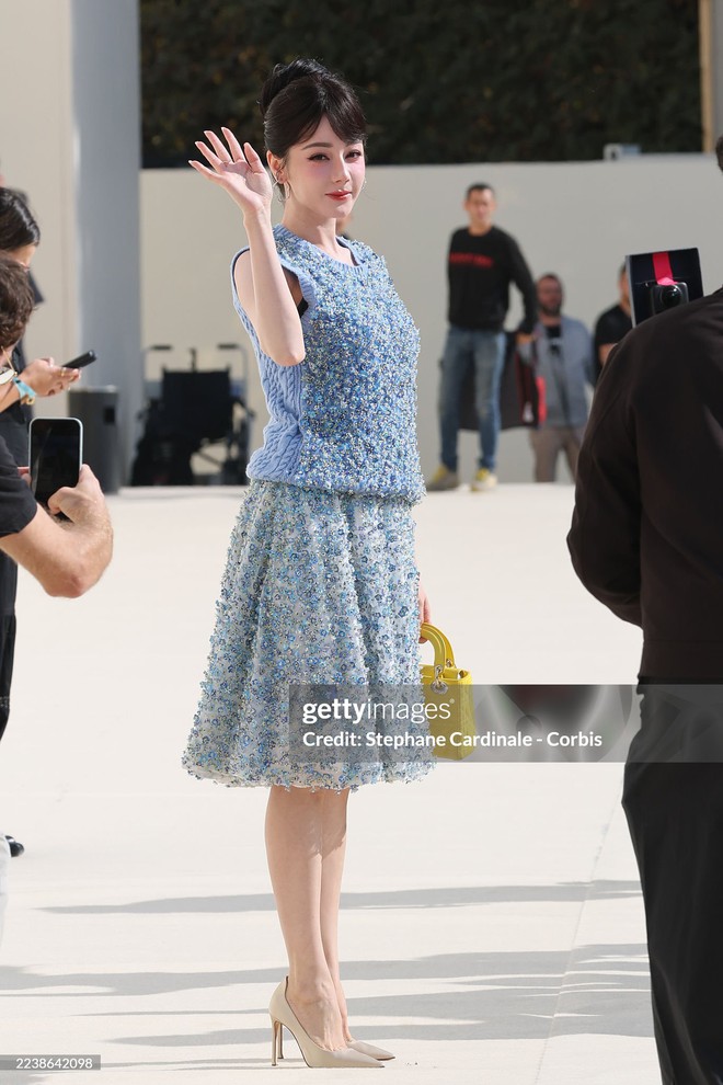 Địch Lệ Nhiệt Ba lại bị Dior xử tệ?- Ảnh 11.