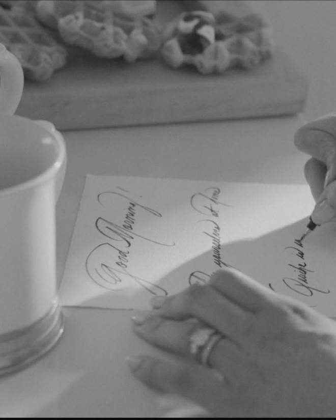 Bức ảnh bên Harry gói trọn an yên, Meghan tiết lộ 2 từ khóa "vàng" để phụ nữ tìm lại chính mình trong tháng 1- Ảnh 5.