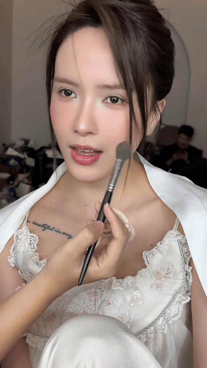 Visual gây sốt của Thiều Bảo Trâm khiến dân tình gọi tên một người đẹp khác- Ảnh 1.