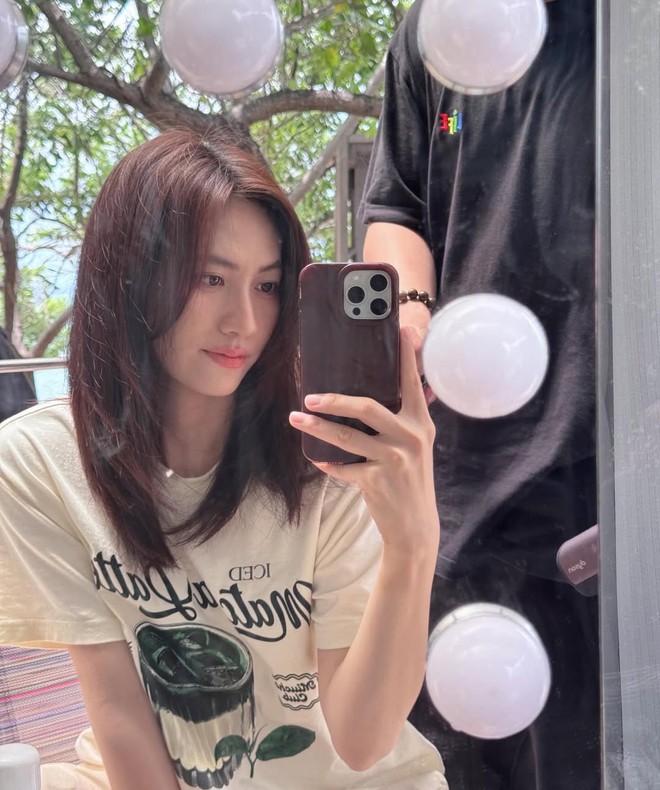 Ngoại lệ showbiz: Mỹ nhân chẳng thiết ăn diện lồng lộn, nhưng càng cố mặc đơn giản càng "phát sáng" trong đám đông- Ảnh 9.