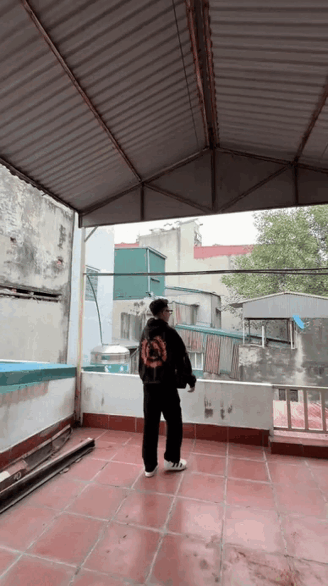 Dã man nhà phố cổ Hà Nội: Lối vào sâu hun hút, tối như hũ nút, rao giá 22 tỷ- Ảnh 12.