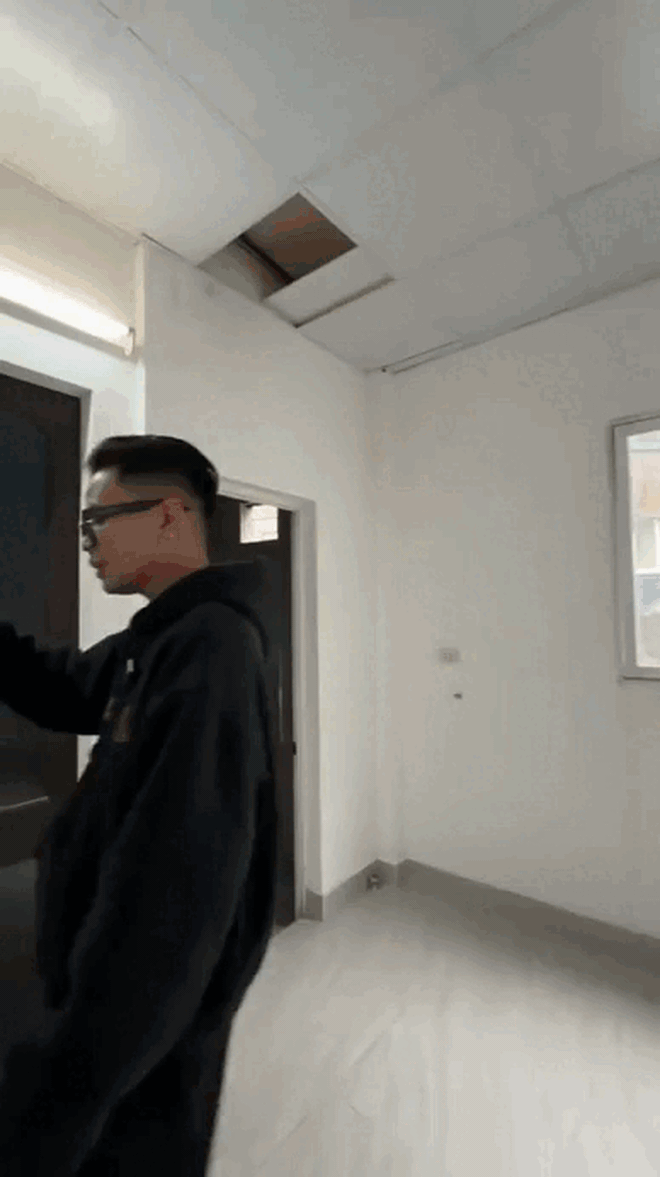 Dã man nhà phố cổ Hà Nội: Lối vào sâu hun hút, tối như hũ nút, rao giá 22 tỷ- Ảnh 10.