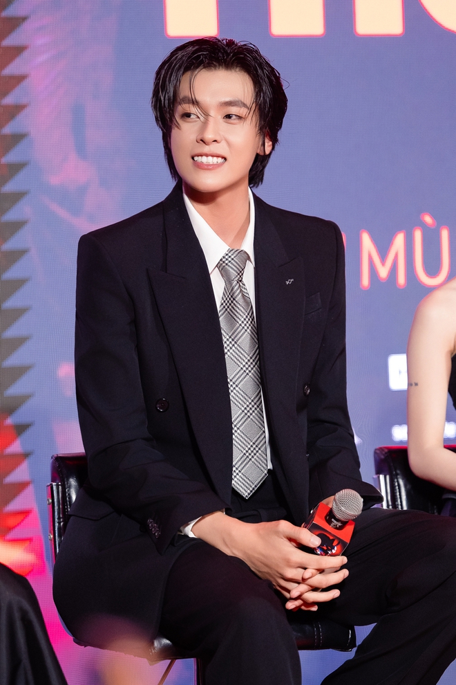 Vĩnh Đam - hot boy cao 1m92 được Trấn Thành chọn đang náo loạn hot search là ai?- Ảnh 2. Vĩnh Đam - hot boy cao 1m92 được Trấn Thành chọn đang náo loạn hot search là ai?- Ảnh 2.