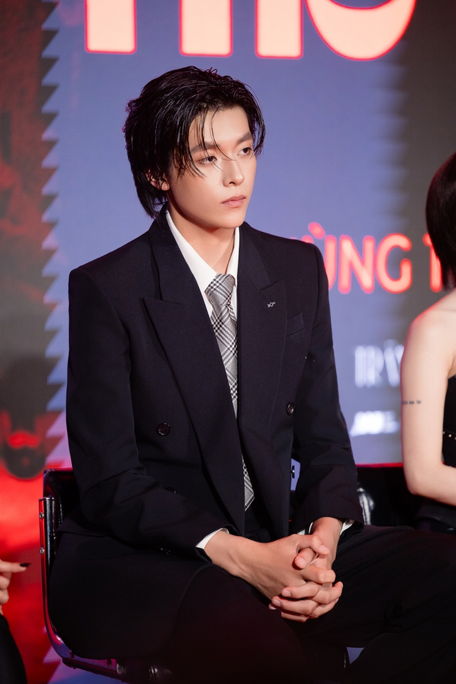 Vĩnh Đam - hot boy cao 1m92 được Trấn Thành chọn đang náo loạn hot search là ai?- Ảnh 4. Vĩnh Đam - hot boy cao 1m92 được Trấn Thành chọn đang náo loạn hot search là ai?- Ảnh 4.