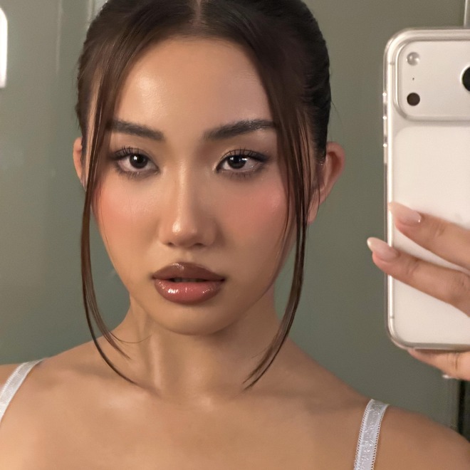 Huyền 204 và Xoài Non: 18 tuổi lấy chồng thiếu gia, 4 năm sau "đứt gánh" hôn nhân- Ảnh 4. Huyền 204 và Xoài Non: 18 tuổi lấy chồng thiếu gia, 4 năm sau "đứt gánh" hôn nhân- Ảnh 4.