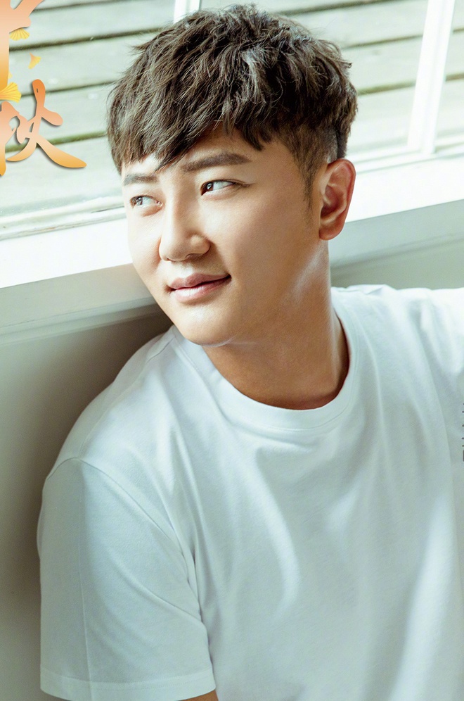 Hoang mang cả Cbiz: Angelababy vướng nghi vấn làm "tiểu tam", đang cặp kè ca sĩ hơn 8 tuổi và có 3 con?- Ảnh 4.