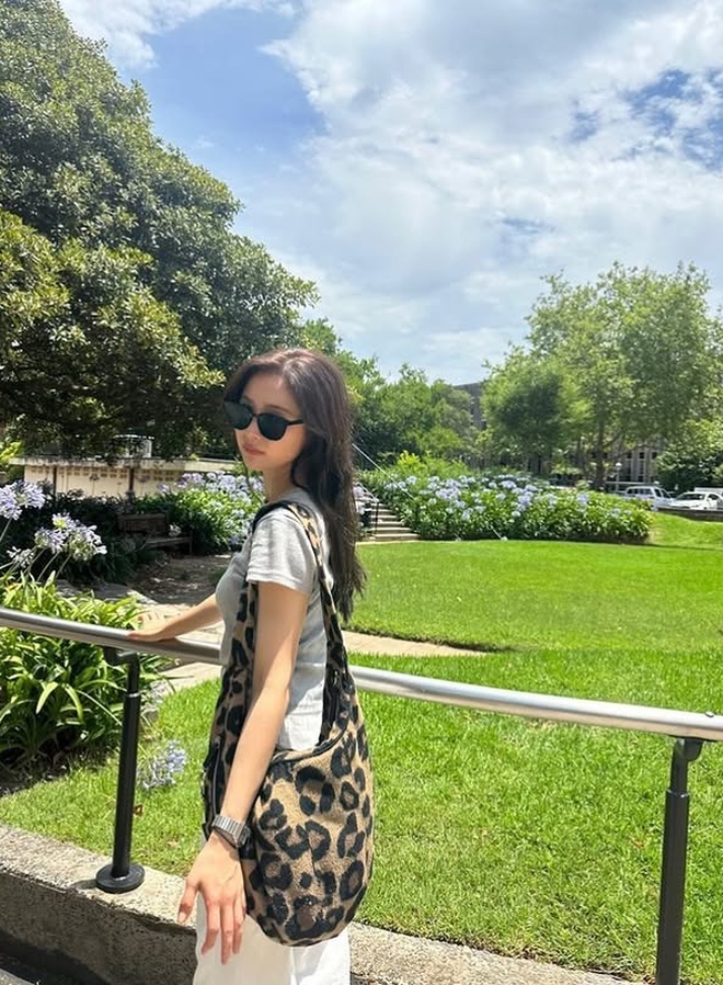 Mỹ nhân hoàn hảo từ mặt mũi đến body, ngay cả style cũng không thể tìm được lời chê: Cả showbiz gọi tên 1 người- Ảnh 12.