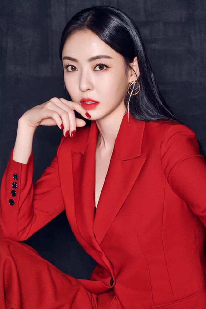 Mỹ nhân "tái sinh" thành công bậc nhất showbiz: 41 tuổi visual vẫn hoàn mỹ, mặc đẹp đến nỗi gái trẻ muốn copy- Ảnh 5.