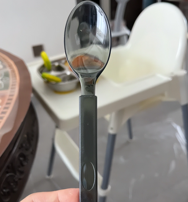 Nhìn thấy 8 món này trong bếp mà rùng mình: Trông vô hại nhưng chúng lại âm thầm bào mòn sức khỏe cả nhà- Ảnh 7.