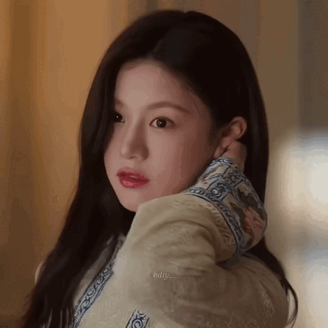 Nữ chính đẹp nhất phim Hàn hiện tại: Visual chấn động tam giới, cả cõi mạng bấn loạn vì đôi môi- Ảnh 2.