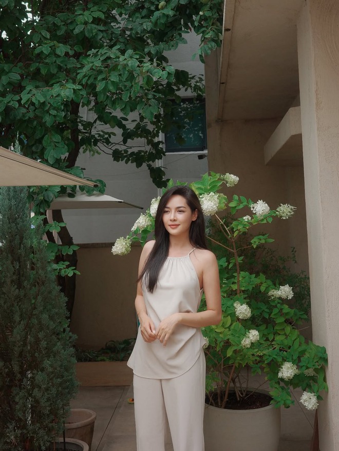 Cô gái “thay đầu” thành công nhất Việt Nam: Nhan sắc khiến hoa cũng phải ghen, style đẹp không có điểm chê- Ảnh 13. Cô gái “thay đầu” thành công nhất Việt Nam: Nhan sắc khiến hoa cũng phải ghen, style đẹp không có điểm chê- Ảnh 13.