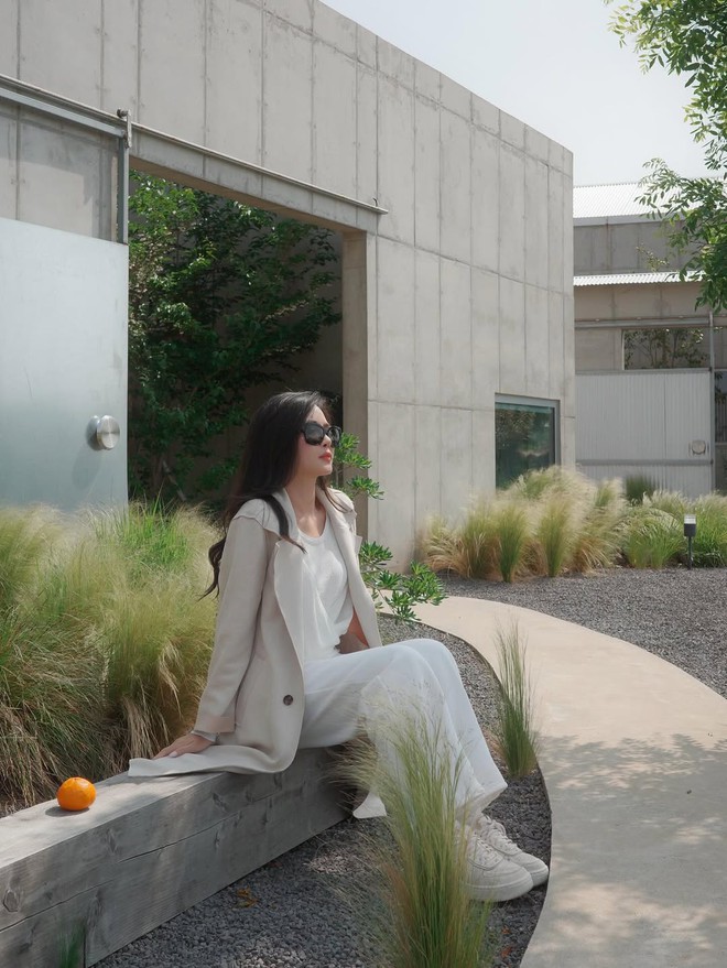 Cô gái “thay đầu” thành công nhất Việt Nam: Nhan sắc khiến hoa cũng phải ghen, style đẹp không có điểm chê- Ảnh 10. Cô gái “thay đầu” thành công nhất Việt Nam: Nhan sắc khiến hoa cũng phải ghen, style đẹp không có điểm chê- Ảnh 10.