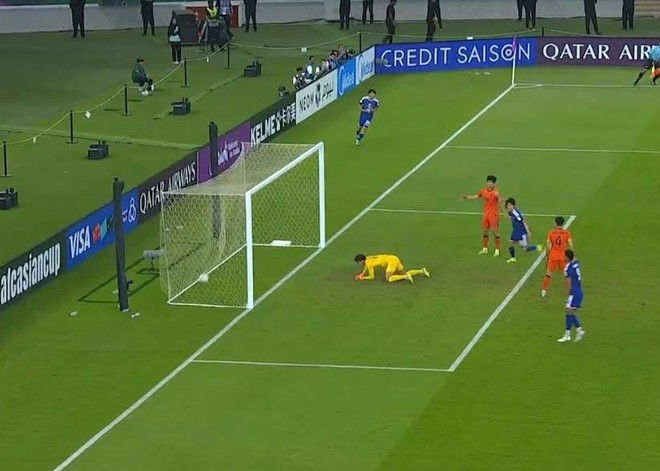 Li Hao - siêu thủ môn Trung Quốc khóc, lên tiếng xin lỗi lúc 4h sáng- Ảnh 2.