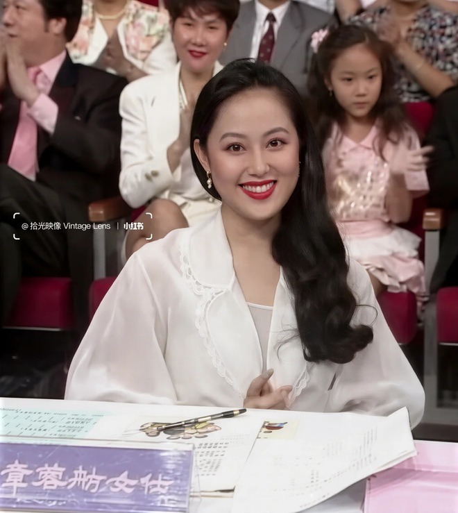 Mỹ nhân khiến 2 đại gia phá sản: Tiêu vặt 100 triệu mỗi tháng, đồ không mặc lại lần 2, thẻ phải không hạn mức!- Ảnh 4.