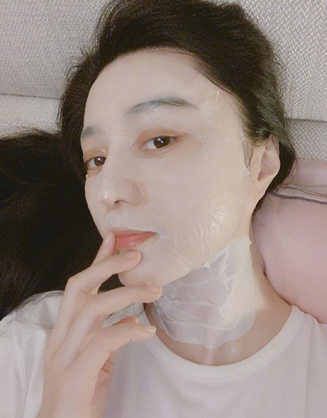 Đại mỹ nhân cả showbiz công nhận: Nhan sắc đẹp bất chấp cam thường, làn da tuổi 44 khiến gái trẻ cúi đầu chào thua- Ảnh 7.