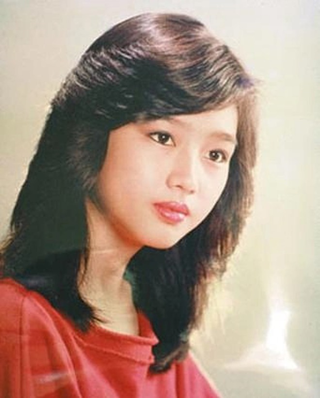 Tiểu thư tập đoàn lớn thứ 5 cả nước cũng có lúc "khốn khổ" thế này: Chui gầm ôtô hẹn hò nam thần showbiz!- Ảnh 3. Tiểu thư tập đoàn lớn thứ 5 cả nước cũng có lúc "khốn khổ" thế này: Chui gầm ôtô hẹn hò nam thần showbiz!- Ảnh 3.