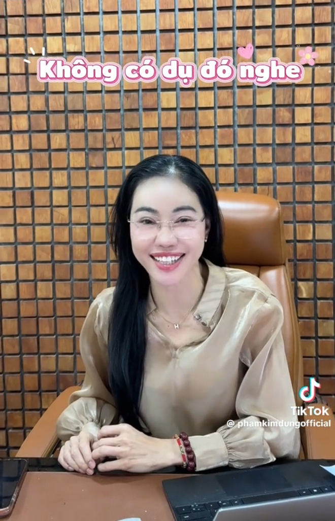 Đã rõ thời điểm Hoa hậu nhà Sen Vàng mong muốn tổ chức đám cưới- Ảnh 1.