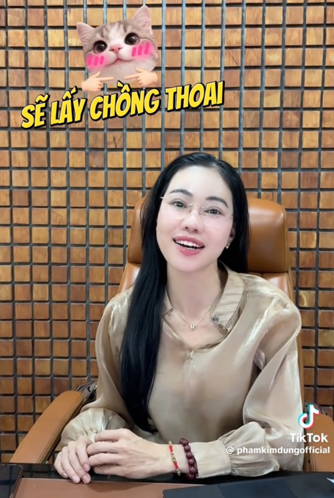 Đã rõ thời điểm Hoa hậu nhà Sen Vàng mong muốn tổ chức đám cưới- Ảnh 3.