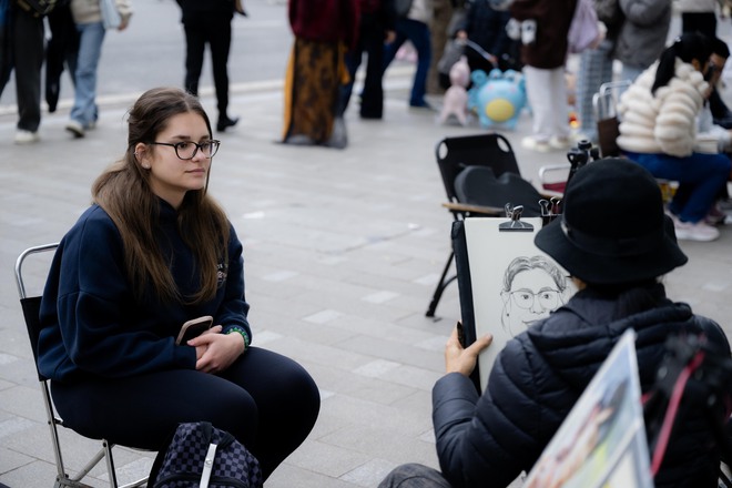 Một dịch vụ ở Hồ Gươm hốt bạc dịp Tết dương lịch, ung dung "đút túi" 3 triệu mỗi ngày- Ảnh 13.