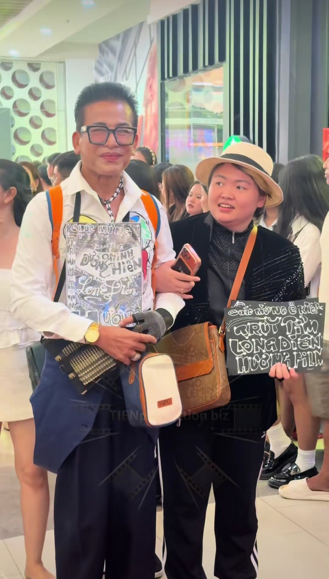 MC Thanh Bạch công khai bạn đời ở tuổi U70?- Ảnh 3. MC Thanh Bạch công khai bạn đời ở tuổi U70?- Ảnh 3.