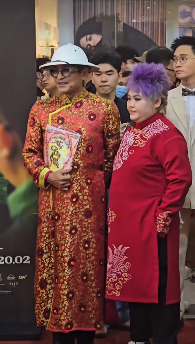 MC Thanh Bạch công khai bạn đời ở tuổi U70?- Ảnh 1. MC Thanh Bạch công khai bạn đời ở tuổi U70?- Ảnh 1.