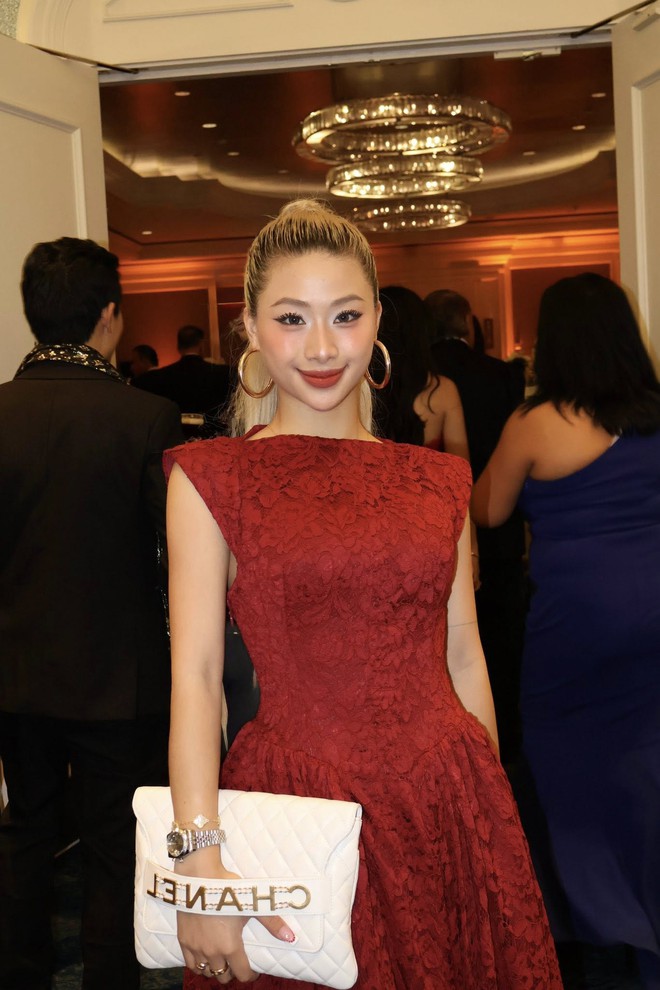 Chu Thanh Huyền có app và không app, nó khác lắm!- Ảnh 12. Chu Thanh Huyền có app và không app, nó khác lắm!- Ảnh 12.