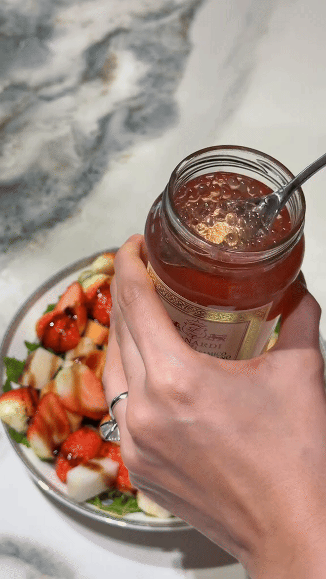 Đỗ Hà bị Viết Vương giật spotlight, đu trend làm salad nhưng dân mạng chỉ chú ý đến điều này- Ảnh 6.