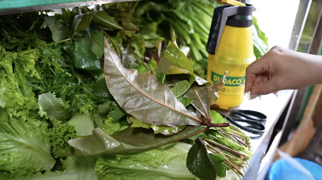 Chen chúc mua 1.000 cái bánh cống bất chấp chảo dầu đen kịt, thực khách vừa ăn ngon vừa nơm nớp lo cho sức khỏe- Ảnh 7.