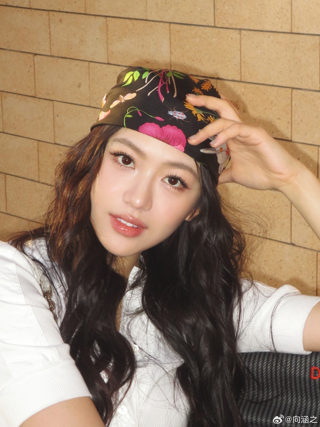 1 cặp sao hôm qua mới lộ clip hẹn hò ở nhà riêng, hôm nay nhà gái đã tuyên bố "đường ai nấy đi"- Ảnh 7.