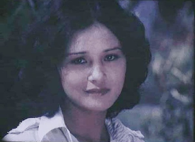 Nữ NSND từng là Phó giám đốc: U70 trải qua 2 lần mắc ung thư, có khán giả vừa gặp đã oà khóc bỏ chạy- Ảnh 2. Nữ NSND từng là Phó giám đốc: U70 trải qua 2 lần mắc ung thư, có khán giả vừa gặp đã oà khóc bỏ chạy- Ảnh 2.