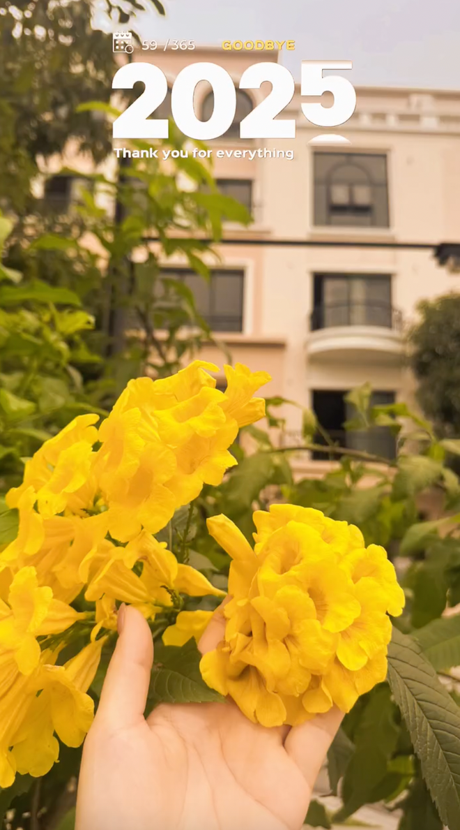 Tuyển thủ Việt Nam mở màn 2026 mỹ mãn: Xây biệt thự mấy chục tỷ, đón con gái cưng chào đời- Ảnh 7. Tuyển thủ Việt Nam mở màn 2026 mỹ mãn: Xây biệt thự mấy chục tỷ, đón con gái cưng chào đời- Ảnh 7.