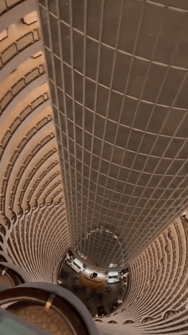 Cảnh tượng ở Trung Quốc khiến tỷ người thấy "khó thở"- Ảnh 2. Cảnh tượng ở Trung Quốc khiến tỷ người thấy "khó thở"- Ảnh 2.