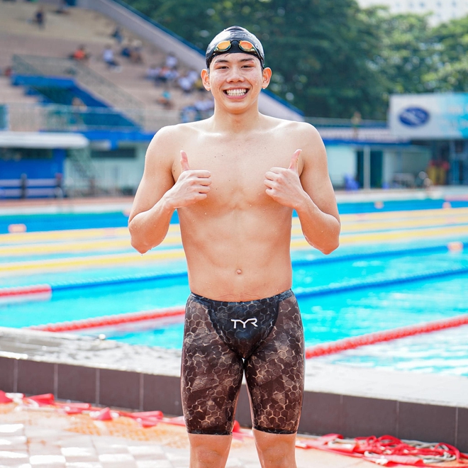 Viral loạt ảnh đời thường của Quang Thuấn - nam thần bơi lội thế hệ mới, 19 tuổi được thăng quân hàm gây sốt MXH- Ảnh 8. Viral loạt ảnh đời thường của Quang Thuấn - nam thần bơi lội thế hệ mới, 19 tuổi được thăng quân hàm gây sốt MXH- Ảnh 8.