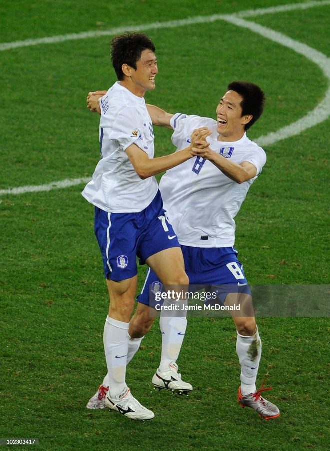 Chân dung "phù thuỷ" giúp U23 Việt Nam "đáng gờm" ở U23 châu Á: Profile xịn xò, từng là mỹ nam sân cỏ World Cup- Ảnh 13.