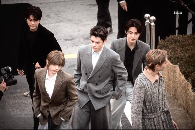 Han So Hee, Mingyu lép vế hoàn toàn trước đàn em CORTIS tại event mới nhất của Dior- Ảnh 5. Han So Hee, Mingyu lép vế hoàn toàn trước đàn em CORTIS tại event mới nhất của Dior- Ảnh 5.