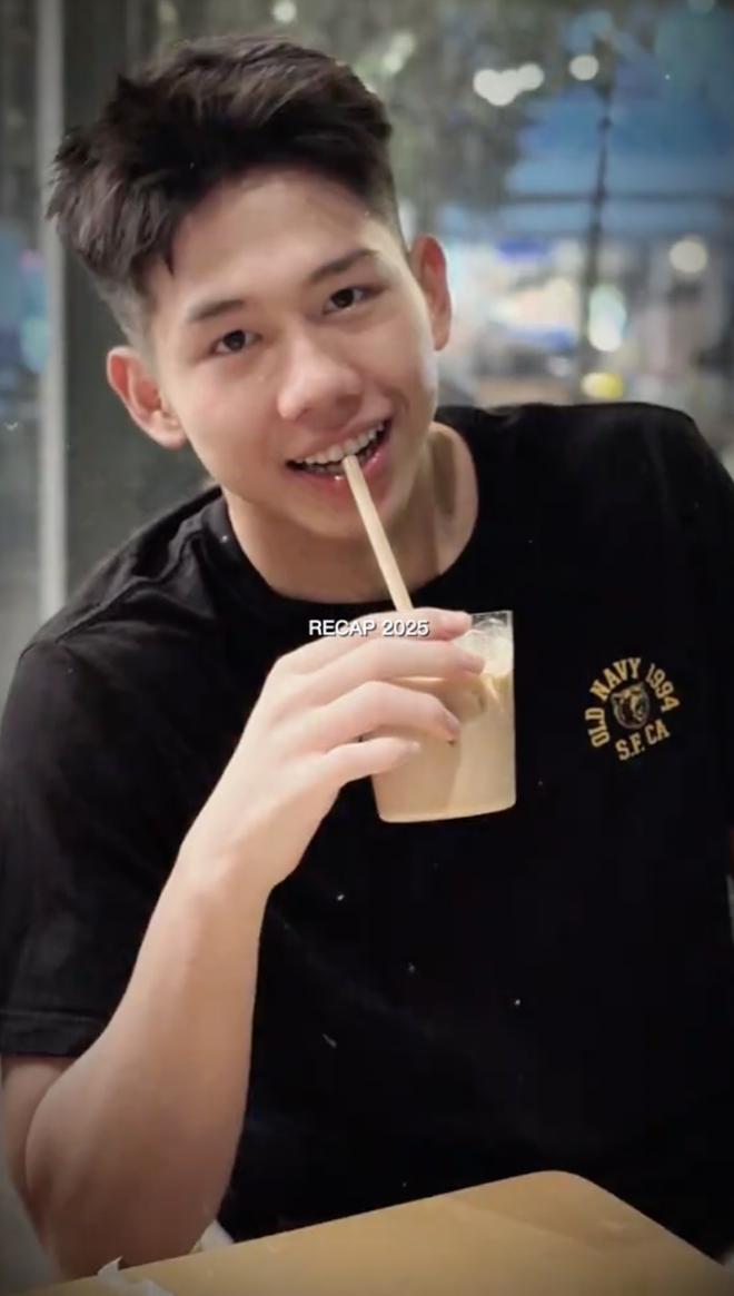 Viral loạt ảnh đời thường của Quang Thuấn - nam thần bơi lội thế hệ mới, 19 tuổi được thăng quân hàm gây sốt MXH- Ảnh 10. Viral loạt ảnh đời thường của Quang Thuấn - nam thần bơi lội thế hệ mới, 19 tuổi được thăng quân hàm gây sốt MXH- Ảnh 10.