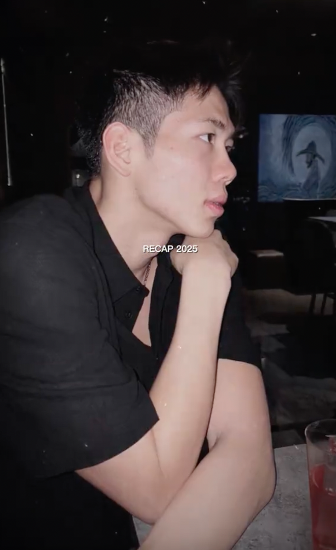 Viral loạt ảnh đời thường của Quang Thuấn - nam thần bơi lội thế hệ mới, 19 tuổi được thăng quân hàm gây sốt MXH- Ảnh 13. Viral loạt ảnh đời thường của Quang Thuấn - nam thần bơi lội thế hệ mới, 19 tuổi được thăng quân hàm gây sốt MXH- Ảnh 13.