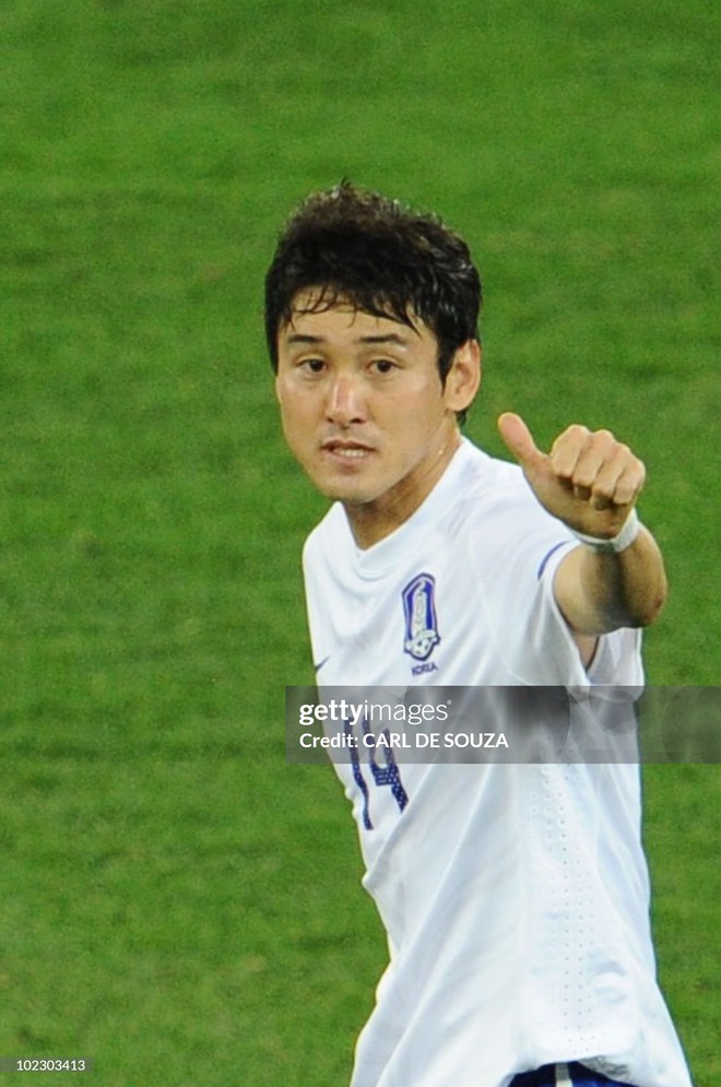 Chân dung "phù thuỷ" giúp U23 Việt Nam "đáng gờm" ở U23 châu Á: Profile xịn xò, từng là mỹ nam sân cỏ World Cup- Ảnh 4.