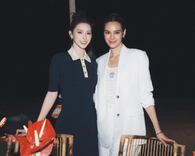 Đỗ Hà nhún nhường khi đứng cạnh Tiểu Vy- Ảnh 8. Đỗ Hà nhún nhường khi đứng cạnh Tiểu Vy- Ảnh 8.