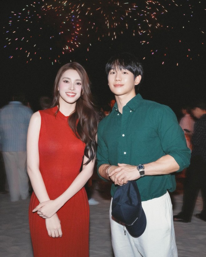 Đỗ Hà nhún nhường khi đứng cạnh Tiểu Vy- Ảnh 7. Đỗ Hà nhún nhường khi đứng cạnh Tiểu Vy- Ảnh 7.