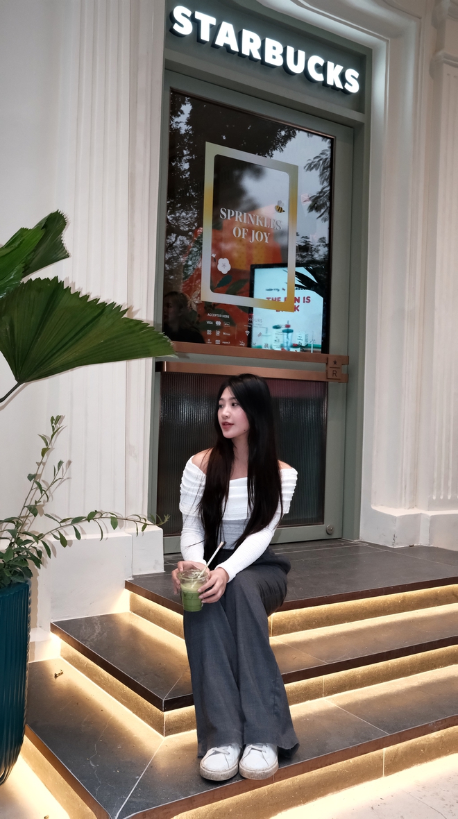 Starbucks "ôm" loạt vị trí vàng tỷ đồng - ván cược mặt bằng tại Việt Nam- Ảnh 4.
