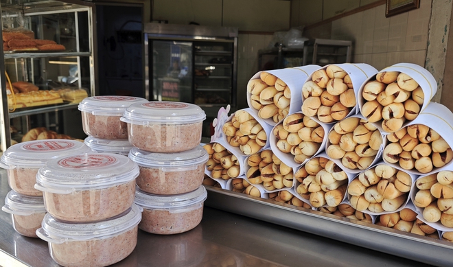 Về Hải Phòng gặp người bán pate truyền thống, lượng khách giảm 60%: “Chúng tôi không có quan hệ gì với pate Cột Đèn kia”- Ảnh 10.