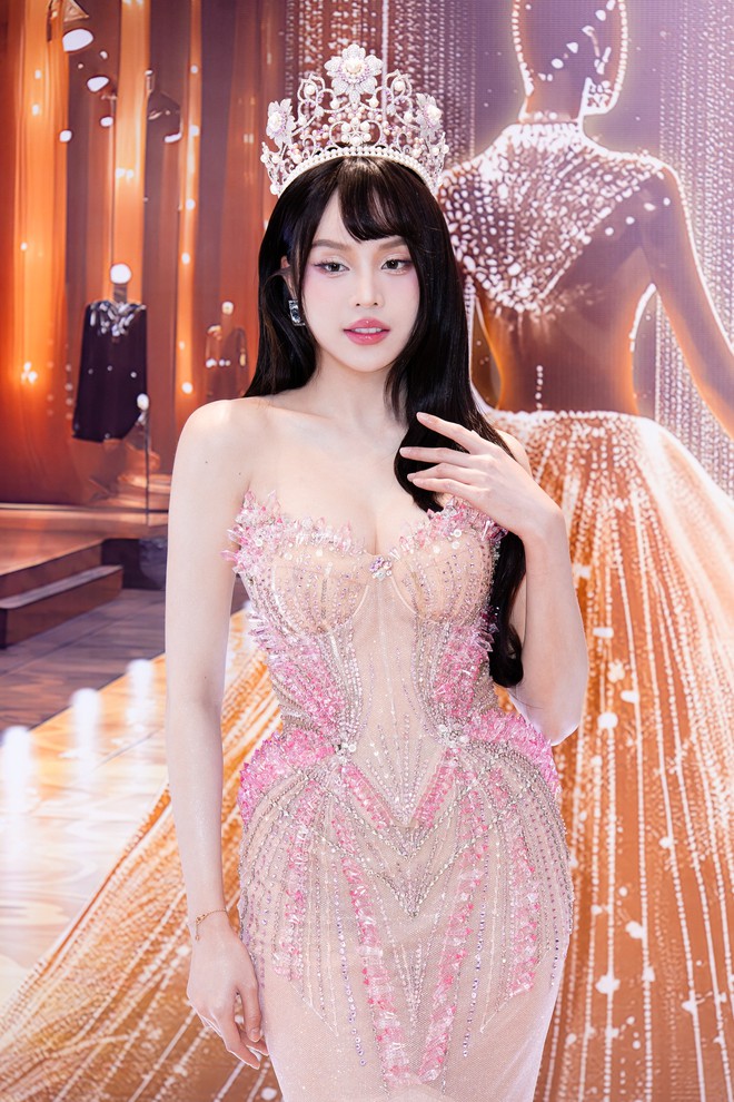 Điều bất ổn nhất của Thanh Thủy- Ảnh 6. Điều bất ổn nhất của Thanh Thủy- Ảnh 6.