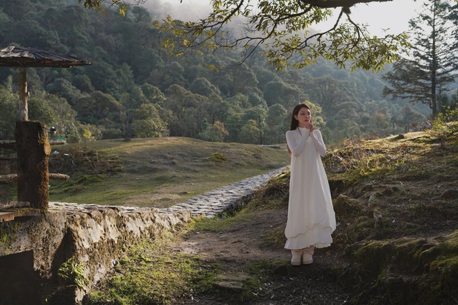 Bạn gái “trâm anh thế phiệt” của cầu thủ Văn Thanh tung ảnh bikini “cực cháy”, visual nét căng, body chuẩn hotgirl phòng gym- Ảnh 6. Bạn gái “trâm anh thế phiệt” của cầu thủ Văn Thanh tung ảnh bikini “cực cháy”, visual nét căng, body chuẩn hotgirl phòng gym- Ảnh 6.