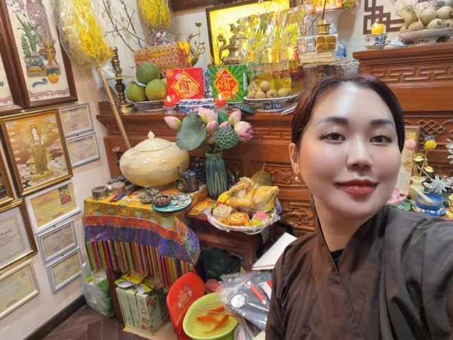 Điều đắt giá nhất trong nhà riêng của NSND Tự Long - Phó Giám đốc Nhà hát chèo Quân đội cận Tết- Ảnh 9.