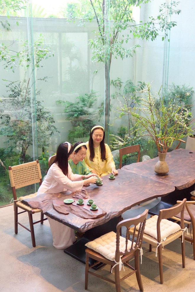 Midu khoe 1 thứ ngày cận Tết, netizen nhìn vào chốt luôn: "Chị có tất cả!"- Ảnh 3.