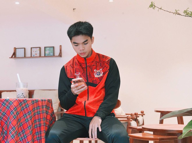 Phỏng vấn Lê Phát U23 Việt Nam: "Em đang sống trong ước mơ của mình, không được phép thoả mãn sau U23 châu Á"- Ảnh 7.