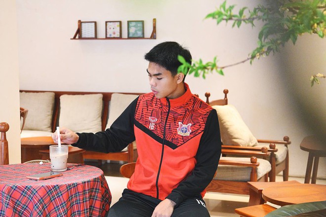 Phỏng vấn Lê Phát U23 Việt Nam: "Em đang sống trong ước mơ của mình, không được phép thoả mãn sau U23 châu Á"- Ảnh 11.