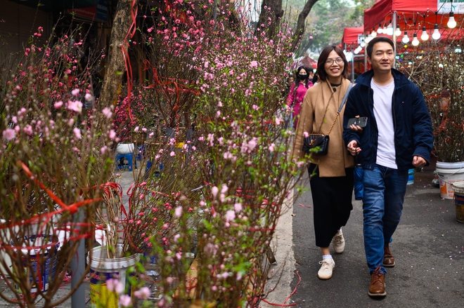 26 Tết rồi, ra mà xem Hà Nội đã đổi khác cỡ này! - Ảnh 4.