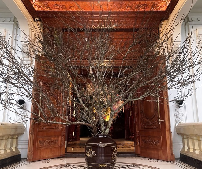 "Check-in" penthouse, biệt thự hội nhà giàu 27 Tết: Đường đua trang trí Tết chính thức tăng tốc! - Ảnh 27.